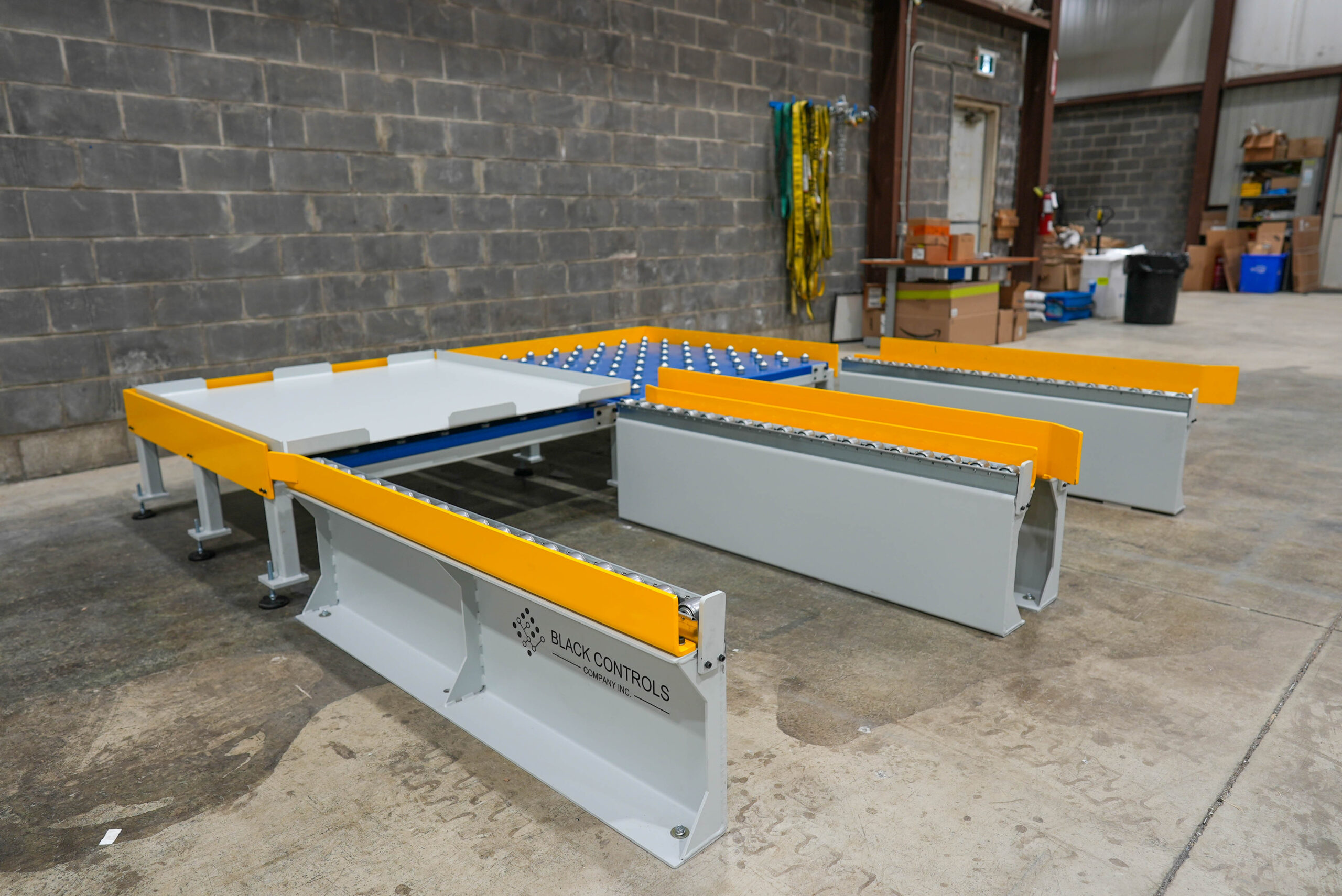 AMRs, Black Controls Quad Stand